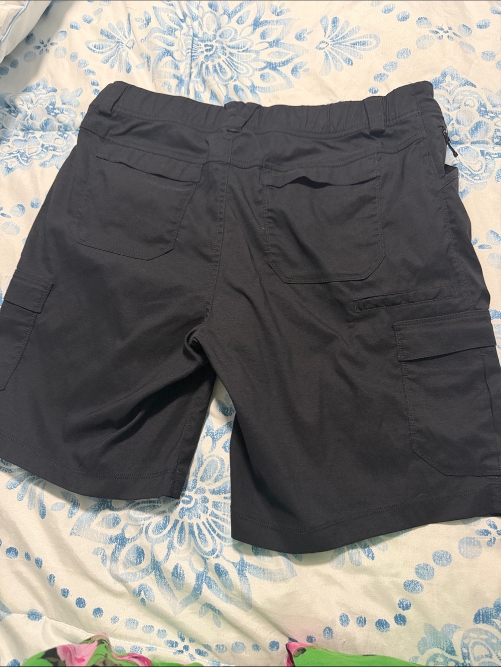 Duluth Trading Co Black Women's Cargo Shorts 16 - Picture 3 of 6